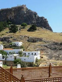 Sarris & Apartment Lindos (Rhodes)