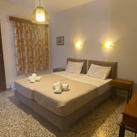 Sarris & Appartement *