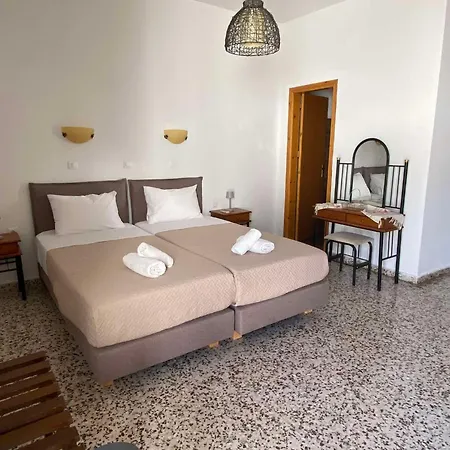 Sarris & Appartement Lindos (Rhodes)