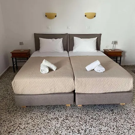 Sarris & * Lindos (Rhodes)